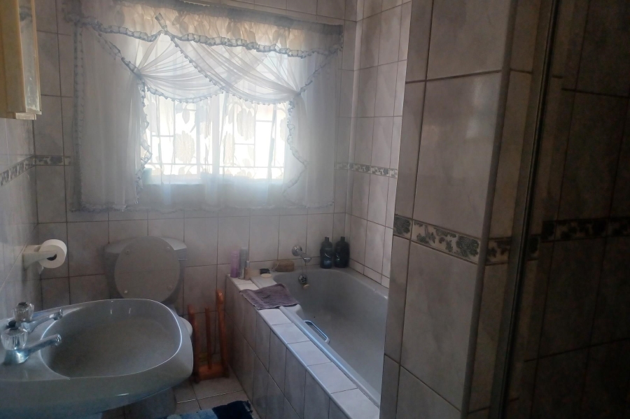 3 Bedroom Property for Sale in Riebeeckstad Free State